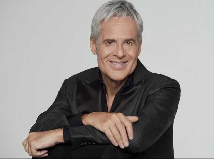 Claudio Baglioni addio alle scene non lo vedremo più - Focusicilia.it (Fonte Foto Instagram @claudiobaglioniofficial)