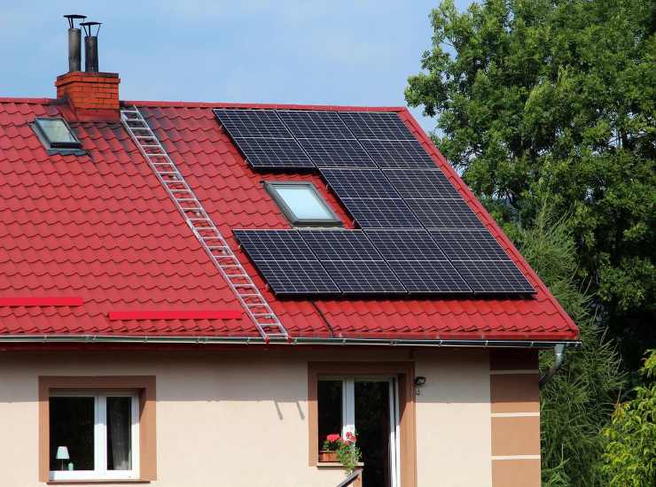 Fotovoltaico sul tetto (Pixabay)-focusicilia.it