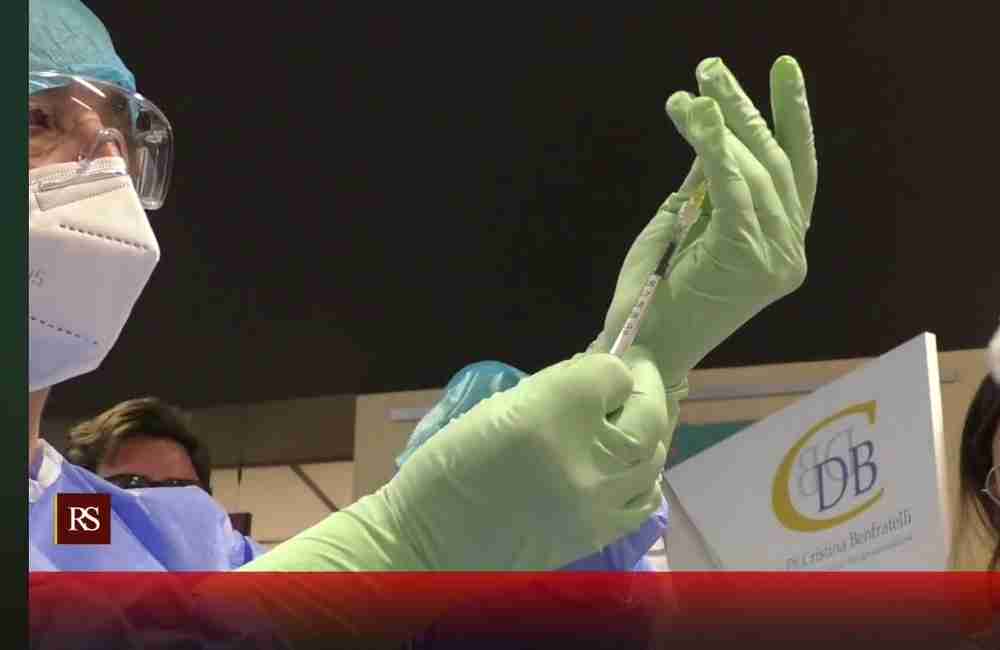 V-Day. All’ospedale Civico di Palermo il primo vaccino anti Covid