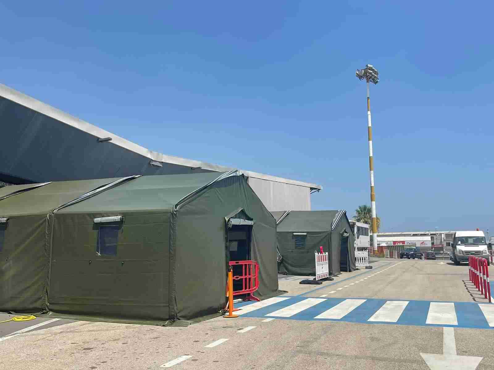 Incendio aeroporto Catania: dopo 7 giorni niente data per la riapertura totale