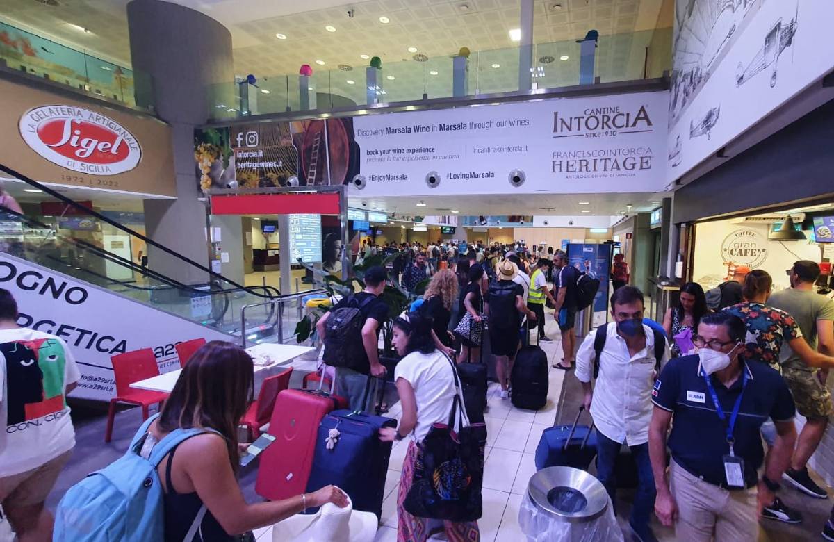 Aeroporto di Trapani, chiuso un mese da record: oltre 113 mila passeggeri