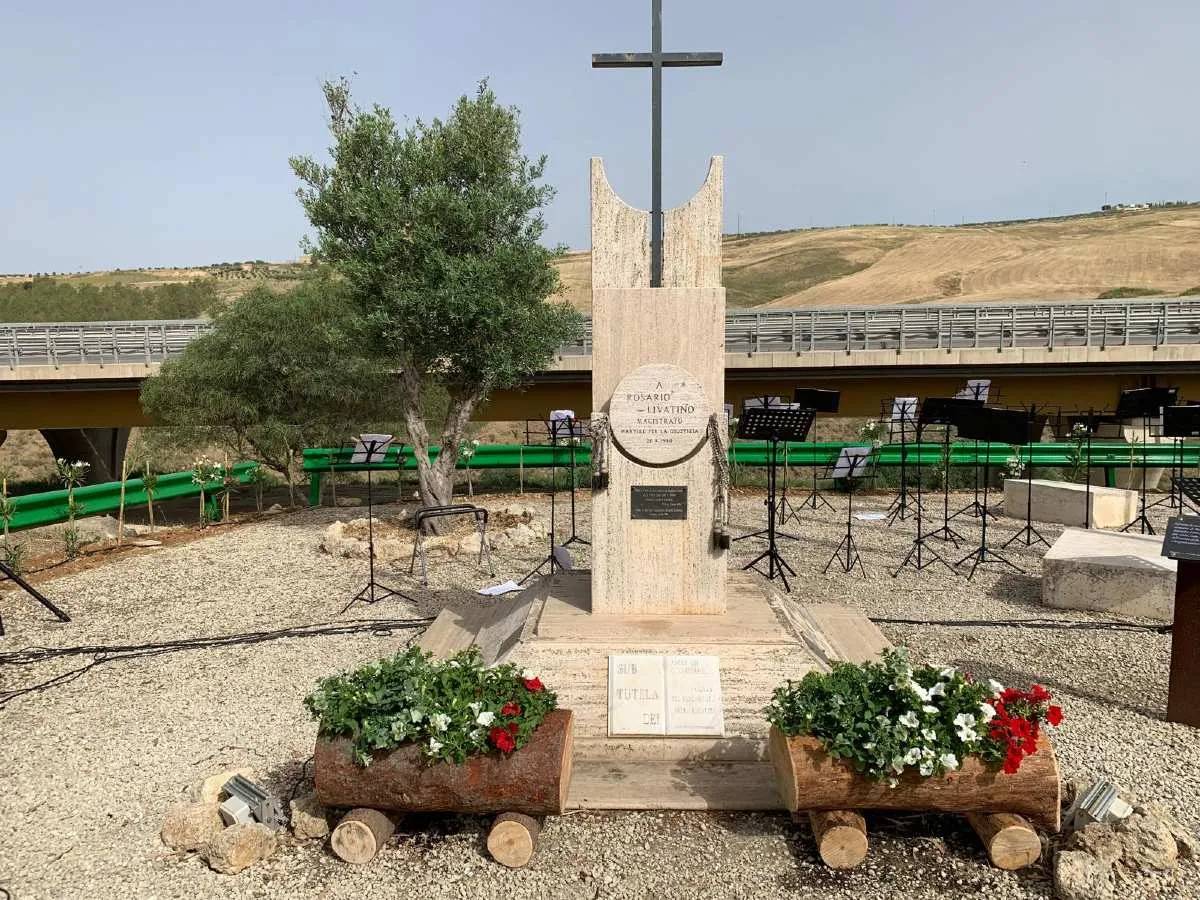 Un monumento e un Parco per Rosario Livatino lungo la strada statale 640