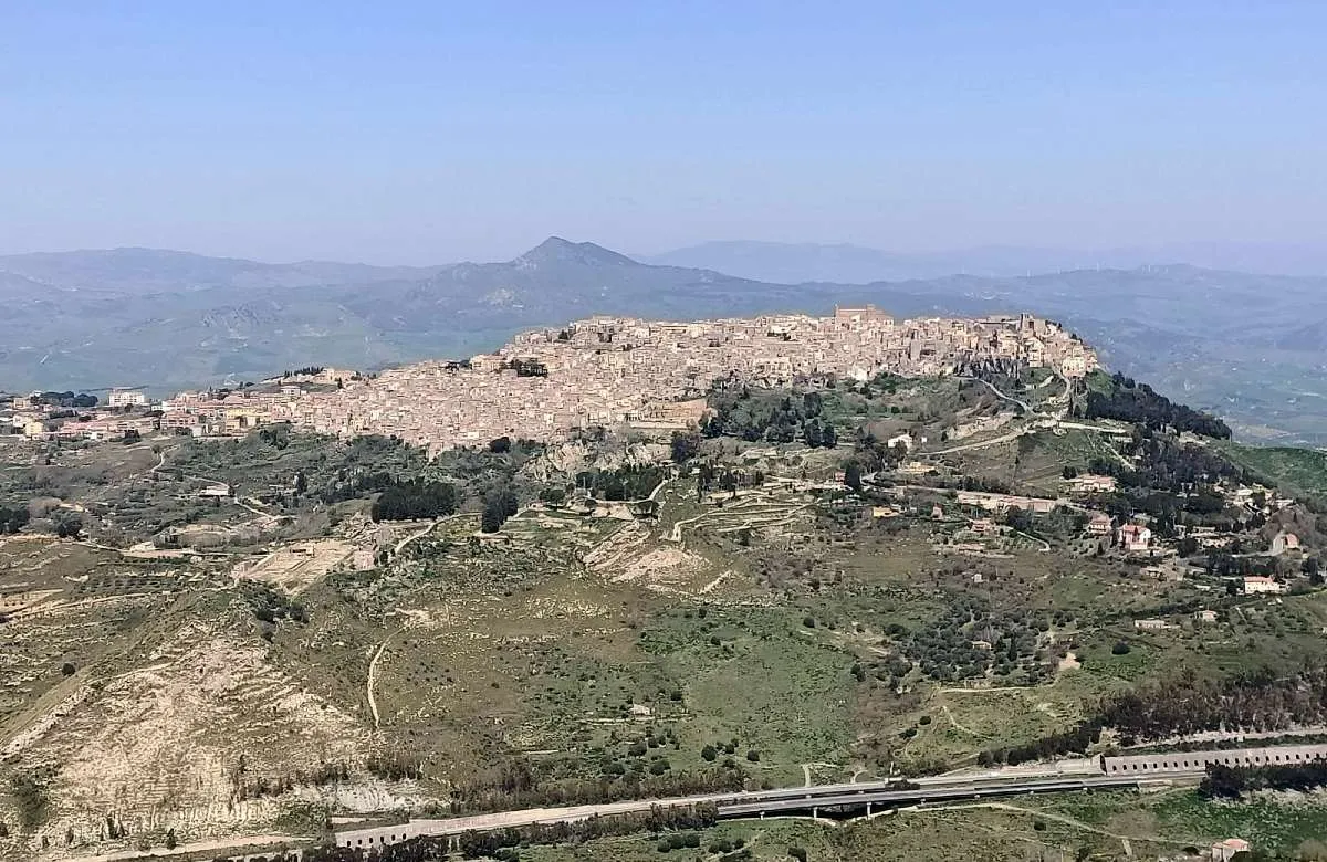 Bando per le aree montane in Sicilia: promozione territorio e reti sociali