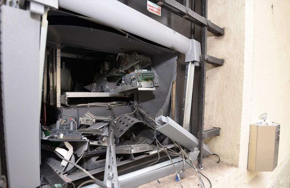 Assalti ai bancomat, in Sicilia ‘scene da film’. Fabi: gravissimo, banche agiscano