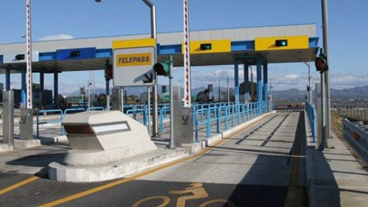 La nuova regola che rivoluziona i viaggi in autostrada