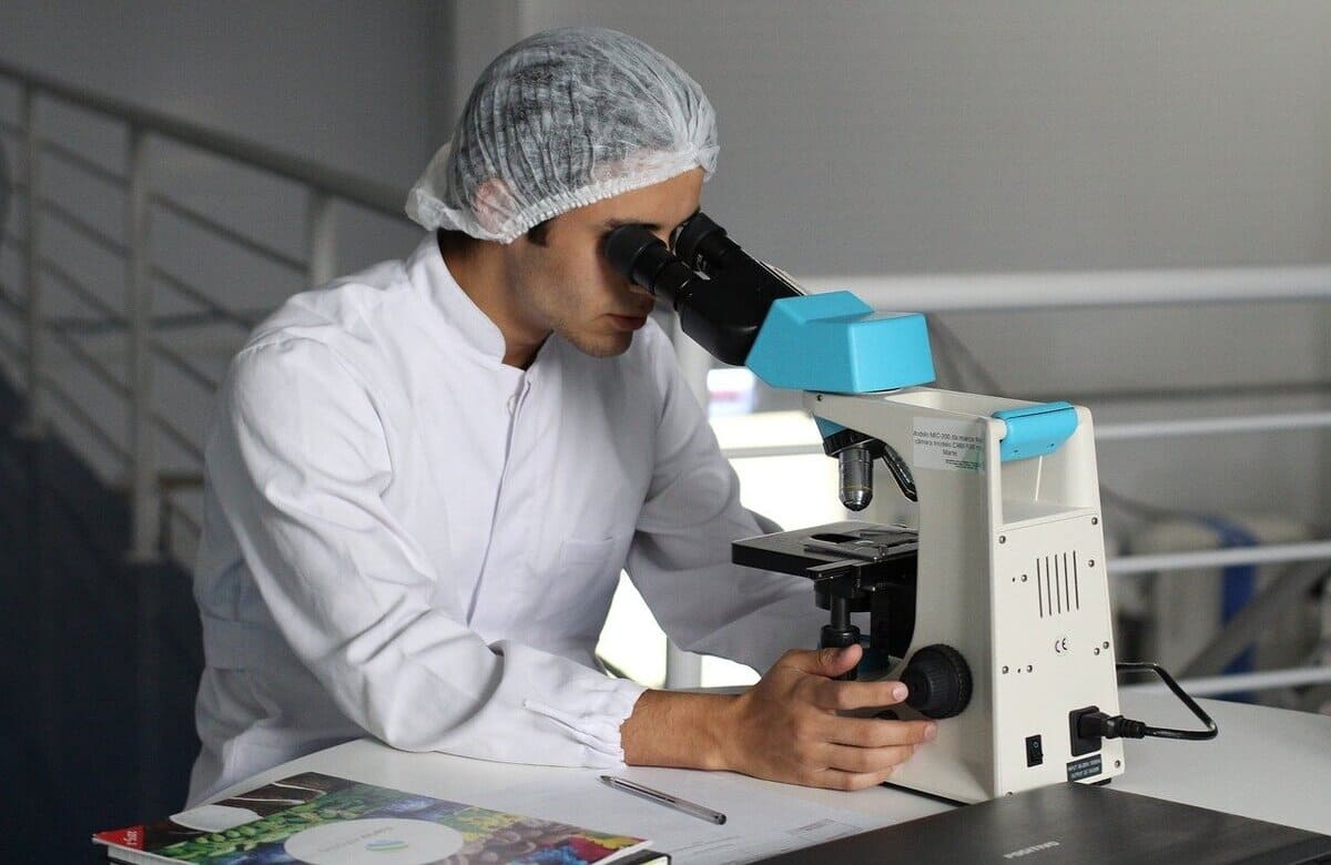 Pfizer Catania, Musumeci: “Pronti a nuovo tavolo di confronto con l’azienda”