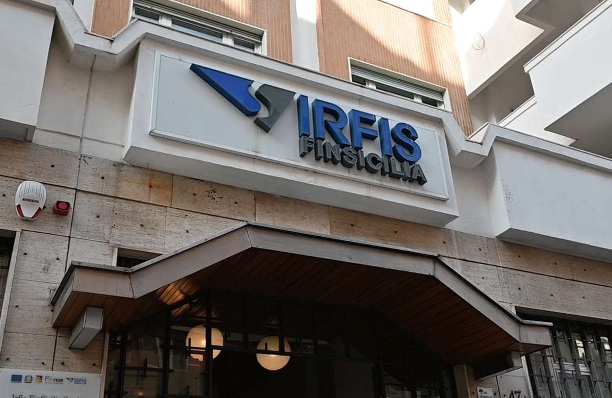Regione, Irfis assume 17 laureati e seleziona professionisti e imprese