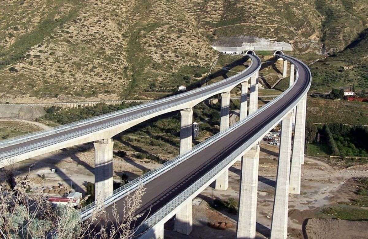 Cantieri in autostrada: 80 lavoratori senza stipendio da agosto