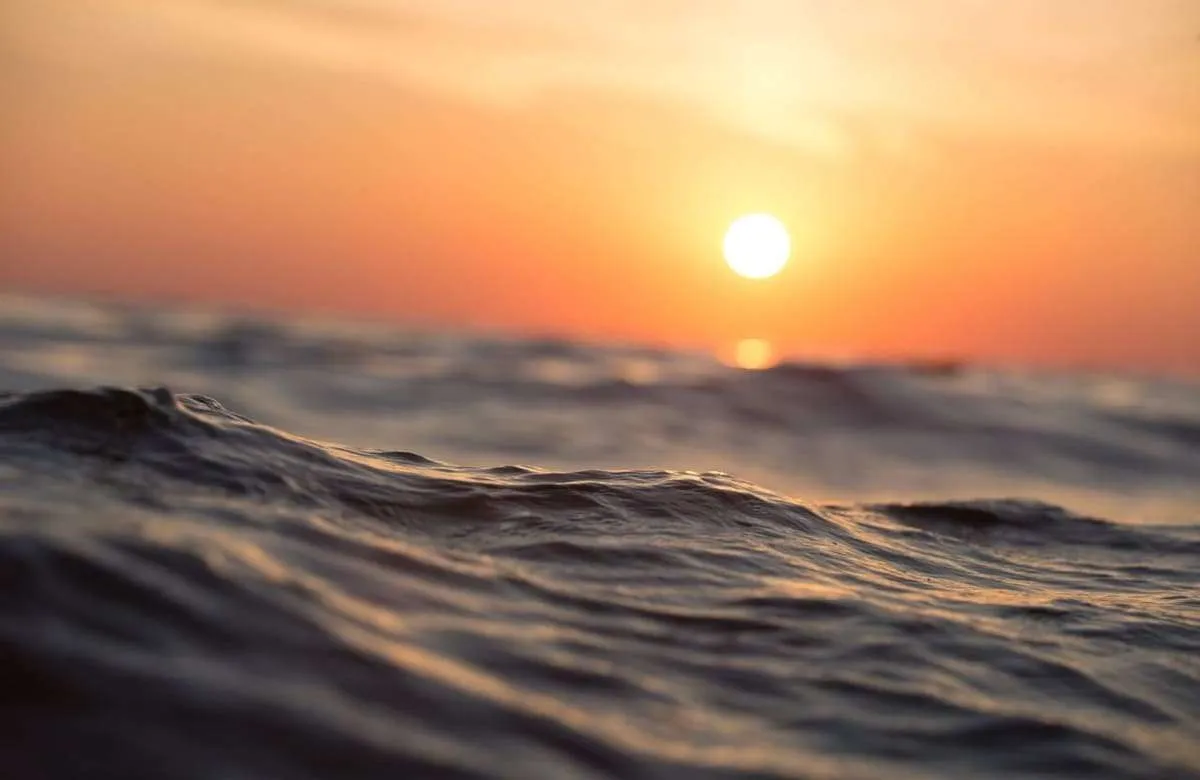 Clima, il Mediterraneo ha la febbre: 1°C in più in 25 anni. Rischio eventi estremi