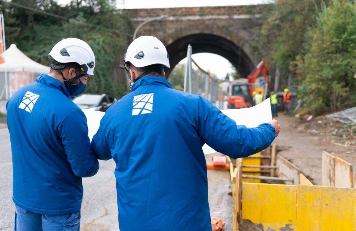 Terna, lavori da 60 milioni sulla rete per potenziare la ferrovia Palermo-Catania