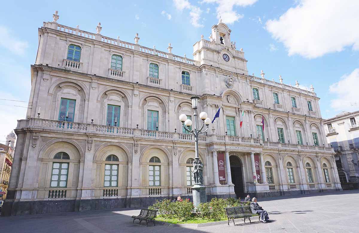 Città universitarie: Catania prima. Cibo, affitti e svago contano più dell’Ateneo