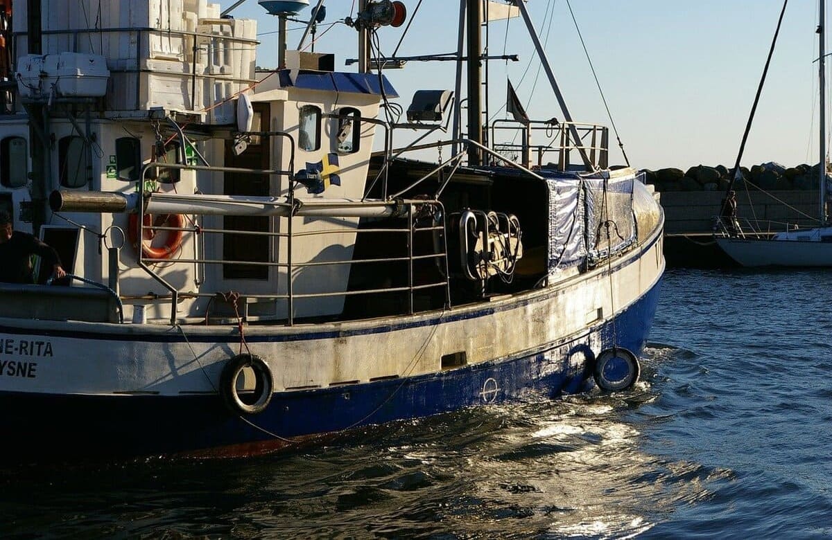 Caro gasolio, si ferma la pesca siciliana. “Aumenti del 100%, tempesta perfetta”