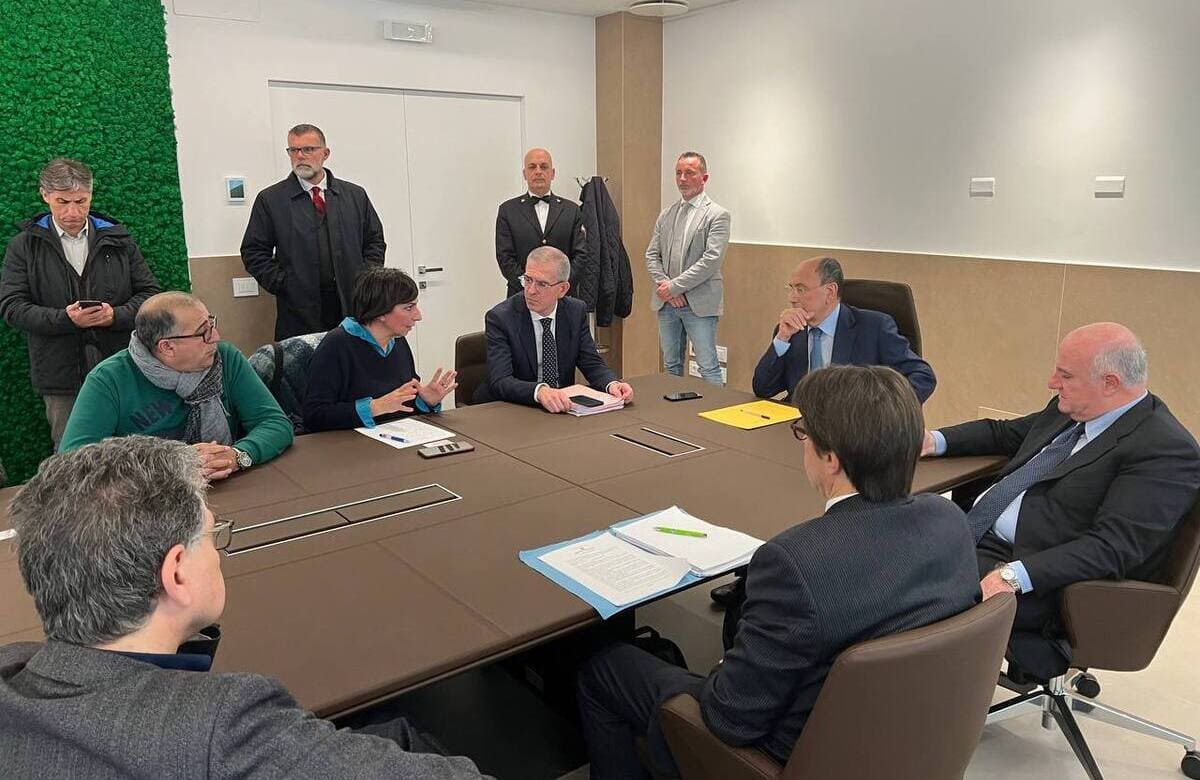 Ex Pip, incontro tra Regione e sindacati. Ipotesi di assunzione nelle partecipate