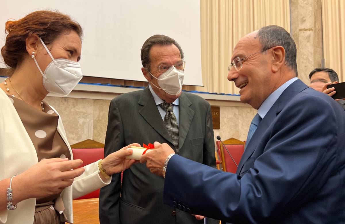 Renato Schifani è ufficialmente presidente della Regione siciliana