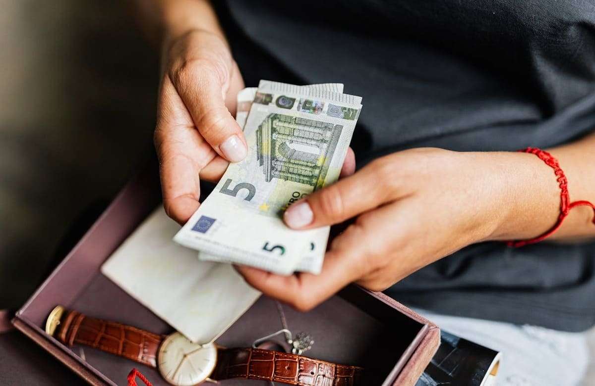 In vacanza coi soldi prestati: nel 2024 chiesti 250 milioni (specie da under 30)
