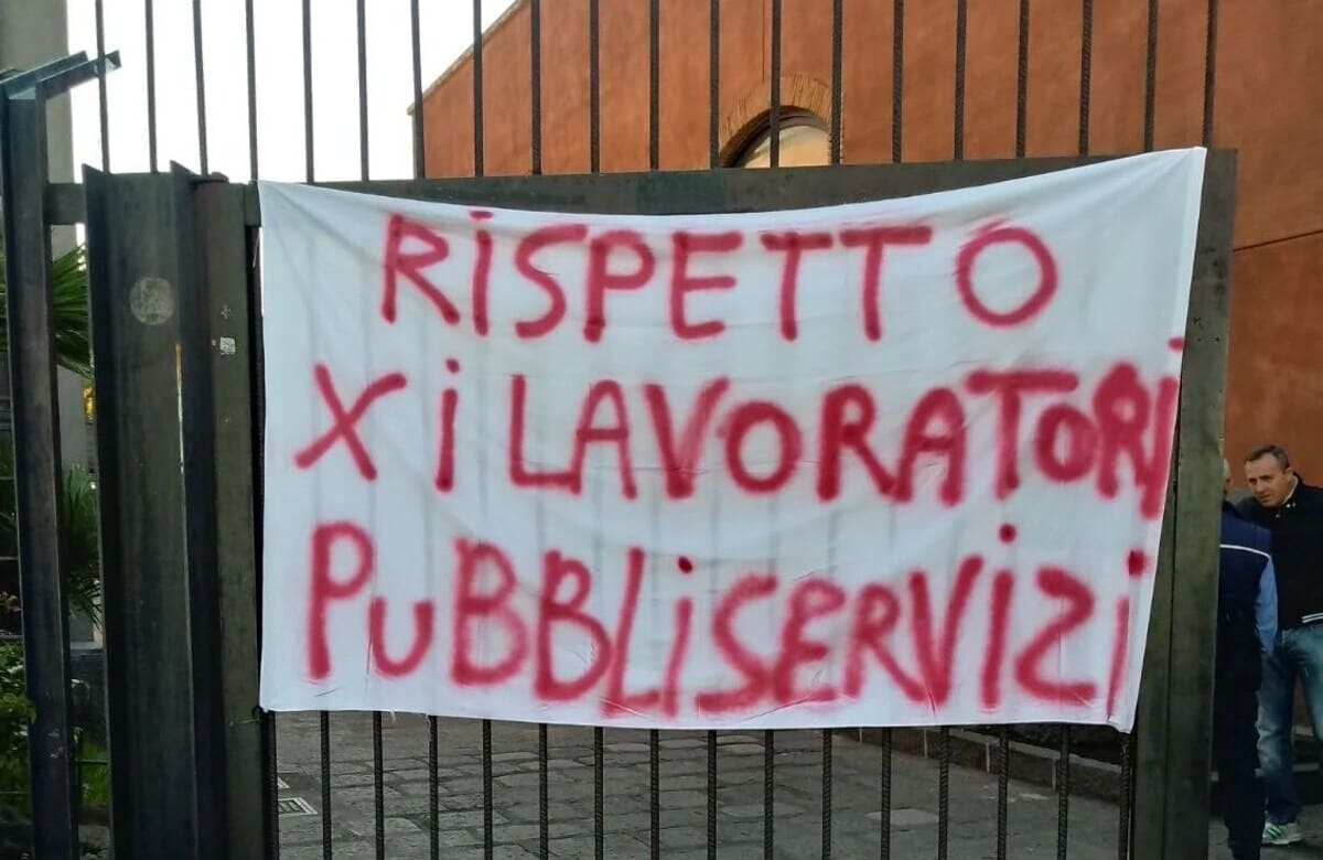 Vertenza Pubbliservizi, rinviato il licenziamento dei 333 lavoratori