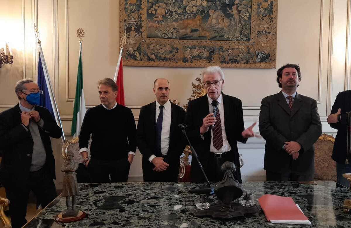 Catania, oltre 160 lavoratori ex Puc firmano il contratto per l’aumento orario