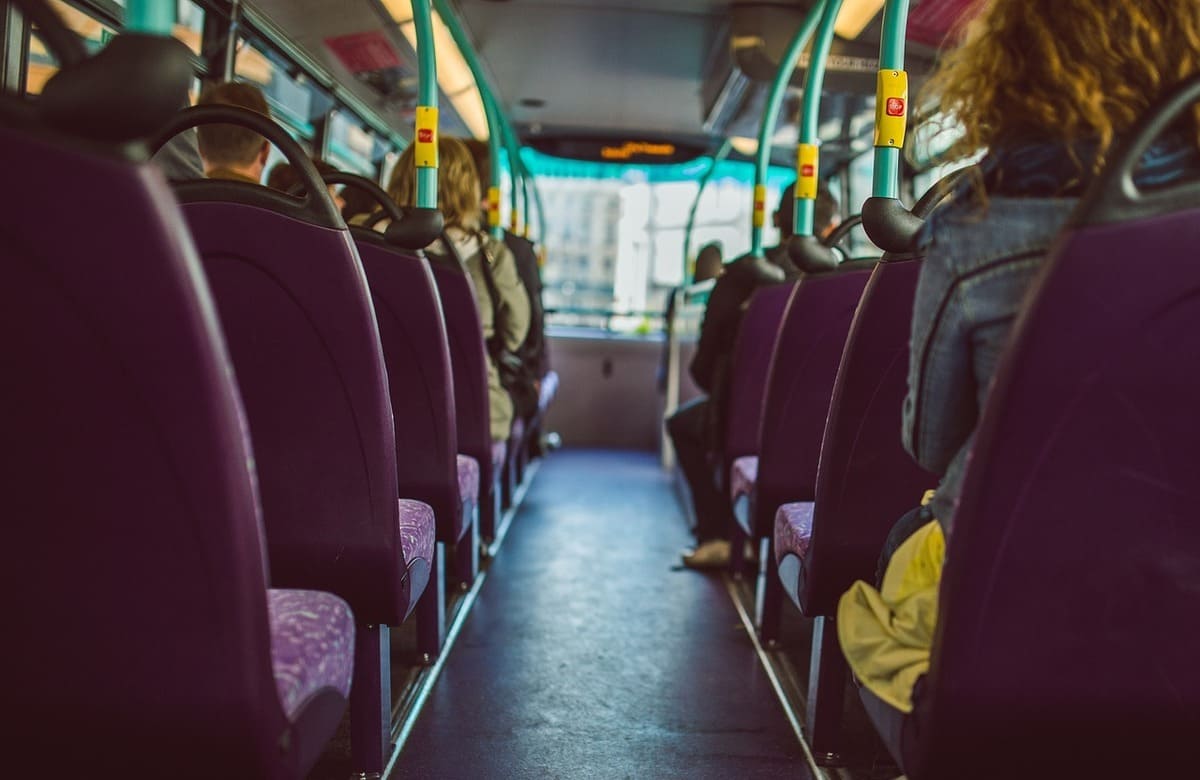 Torna il pullman solidale per i fuorisede. “200 euro per il Sud, costa meno Parigi”