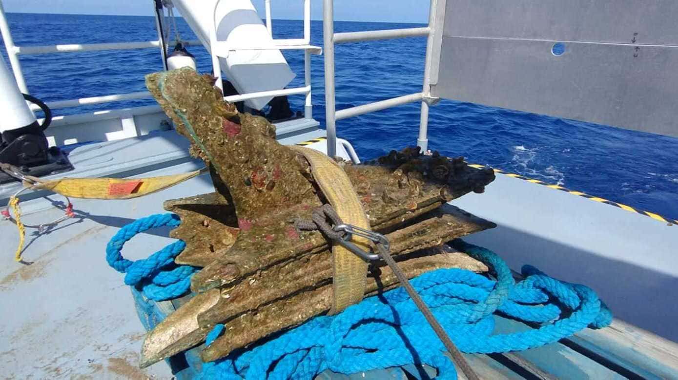 Tesori archeologici nel mare delle Egadi: recuperato rostro del Terzo secolo a.C.