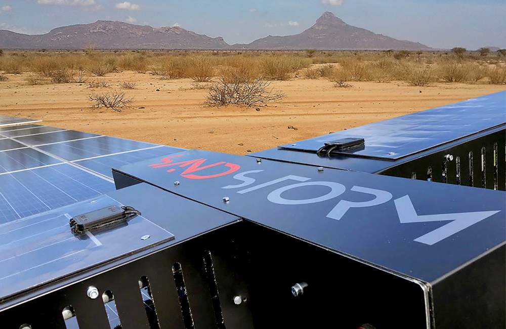 Ecco SandStorm, il robot per la pulizia smart dei pannelli fotovoltaici