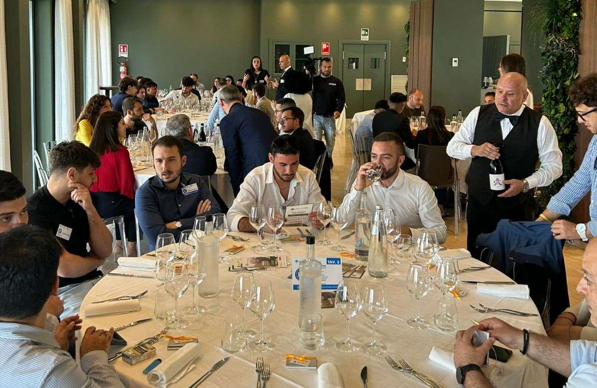 Trapani, gli imprenditori siciliani scambiano le idee… a tavola