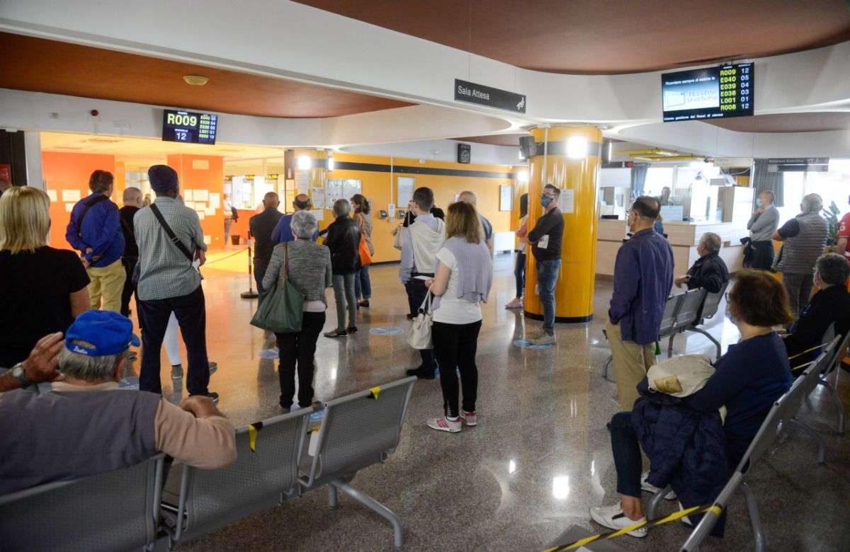 Visite mediche e liste d’attesa. Ecco come si può saltare la fila, per legge