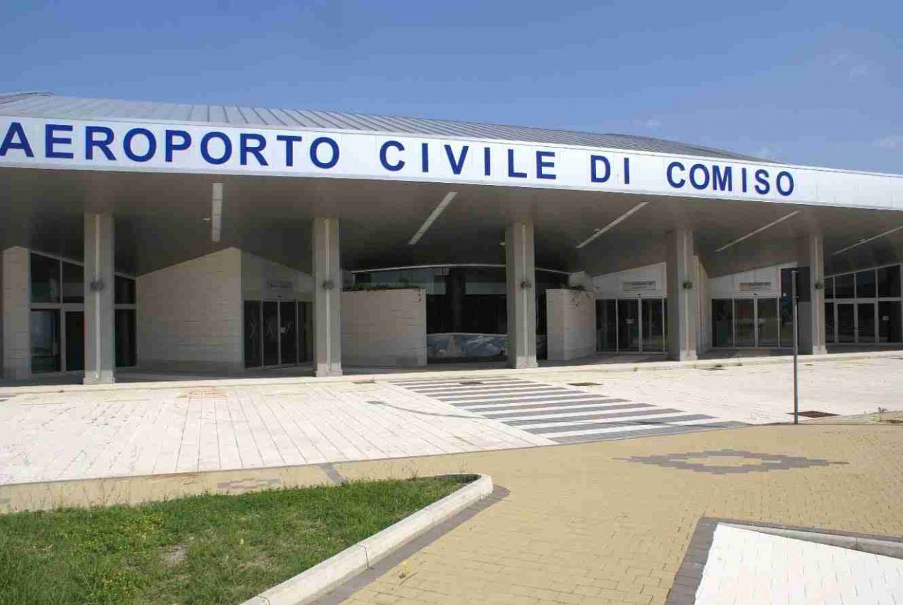 Aeroporto di Comiso, bilancio 2023: più movimenti, ma c’è un calo di passeggeri