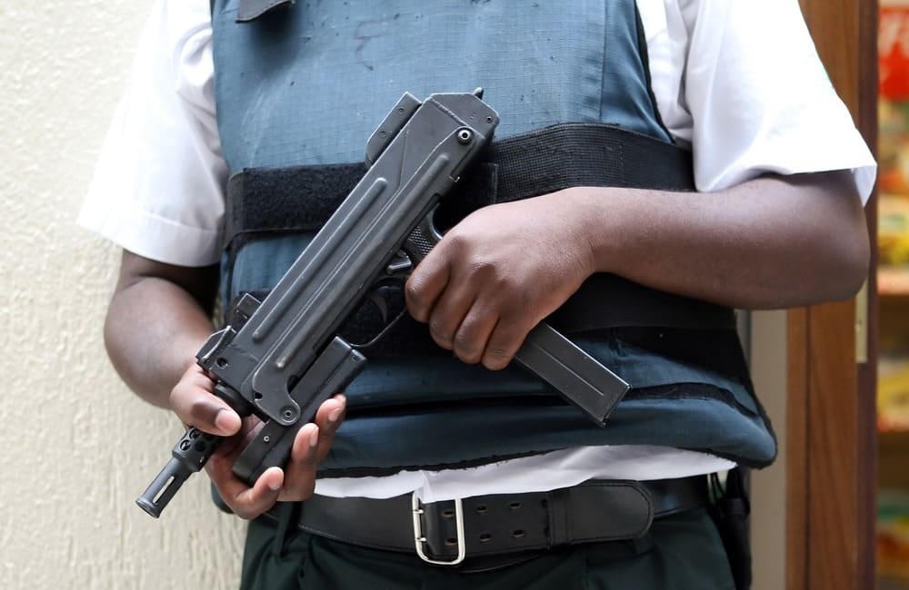 Banche, per Fabi è emergenza rapine. “Ripristinare la guardiania armata”