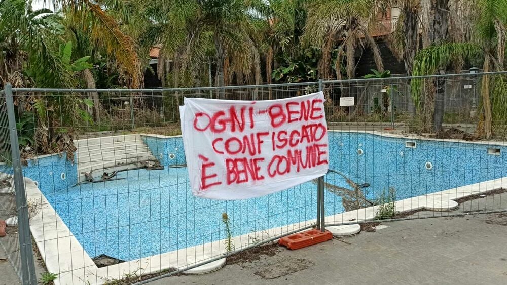 Beni confiscati, la riassegnazione funziona. Diversi i benefici. Lo studio