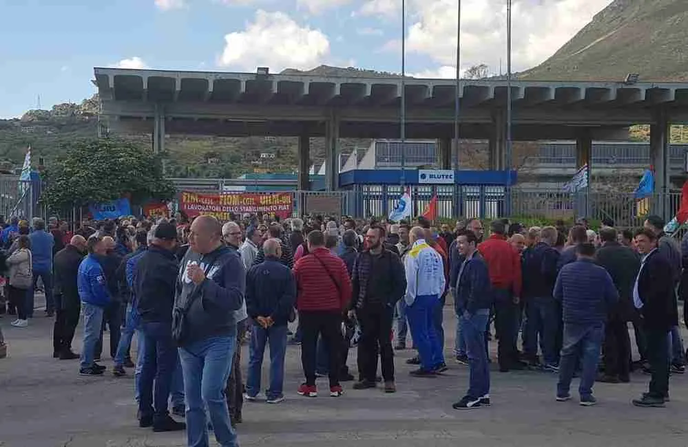 In pensione 183 lavoratori Blutec. Soldi dalla Regione se Pelligra rispetta i patti
