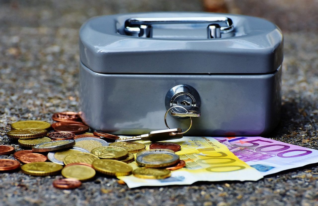 Imprese, il Cura Italia non basta. “Lo Stato saldi i propri debiti”