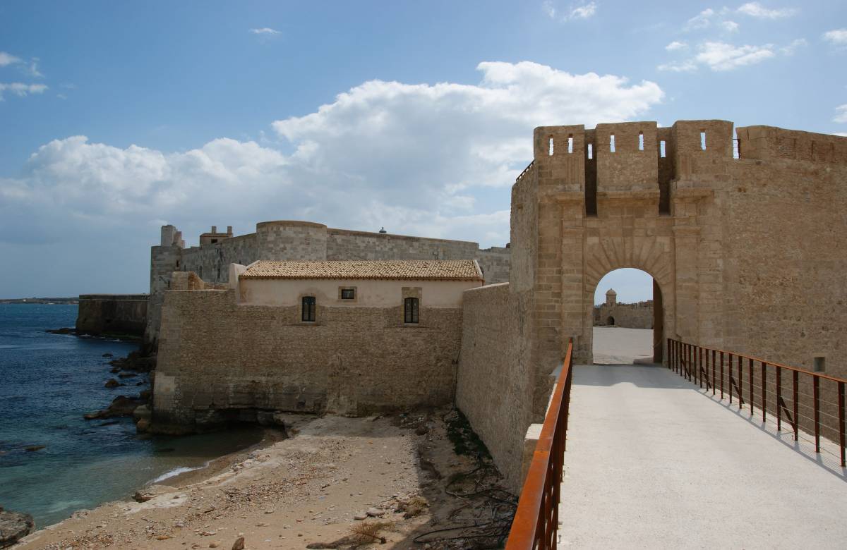 Siracusa, completato il restauro del castello Maniace