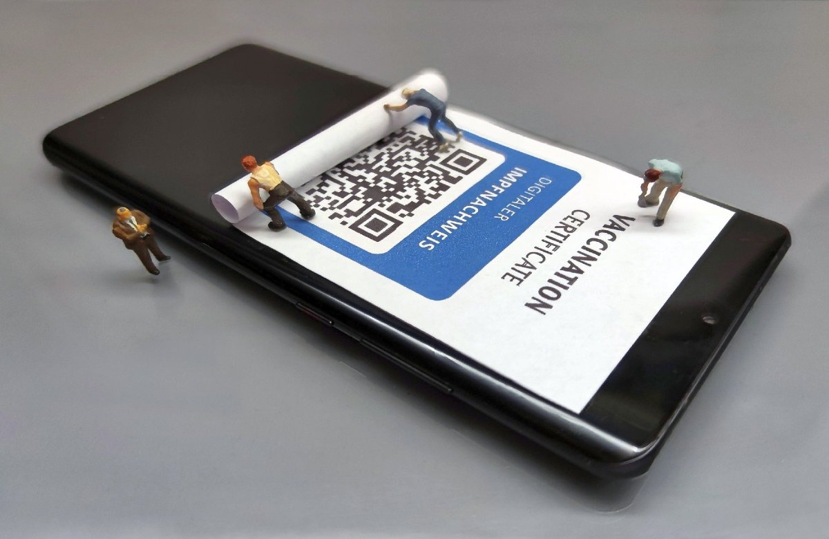 Green pass per i lavoratori, un obbligo “con evidenti contraddizioni”