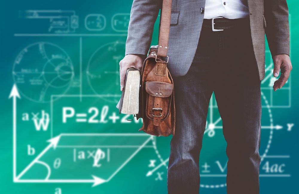 Scuola, nel 2020 concorsi per 70 mila insegnanti. I requisiti