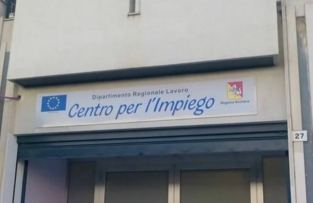 Centri per l’impiego, per i sindacati i concorsi “sono un clamoroso flop”