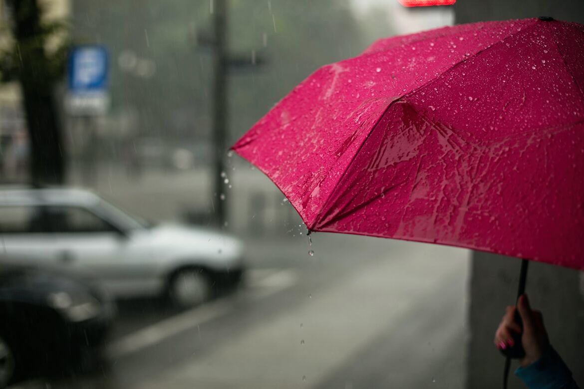 Clima pazzo: un evento estremo ogni nove giorni, più pioggia e caldo
