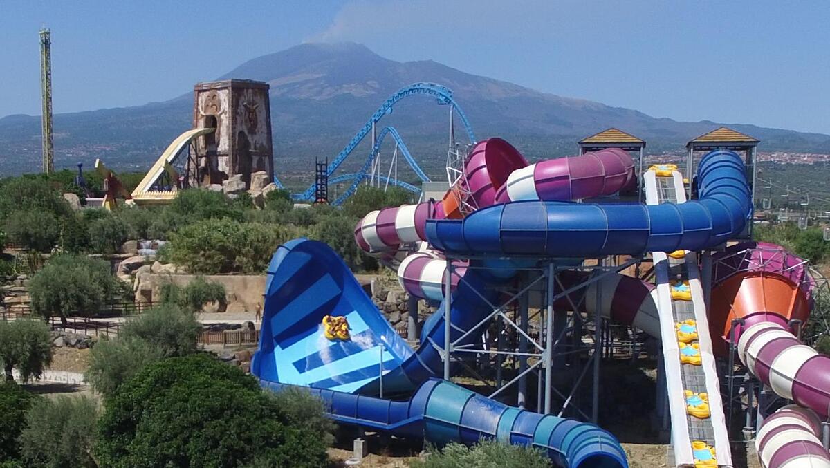 Parchi acquatici: si nuota tra timida ripresa, ottimismo e scenari incerti