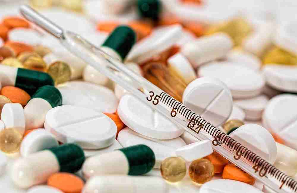 Medicinali mancanti: il 34% degli italiani non li trova. Andava meglio in pandemia