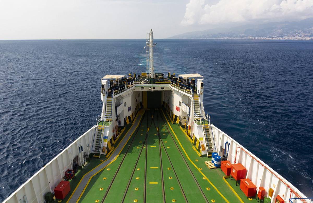 Contributi attraversamento Stretto, domande entro il 20 ottobre