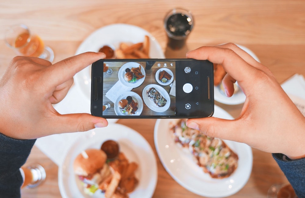 Il food delivery cresce, ma il blocco domenicale è un pasticcio