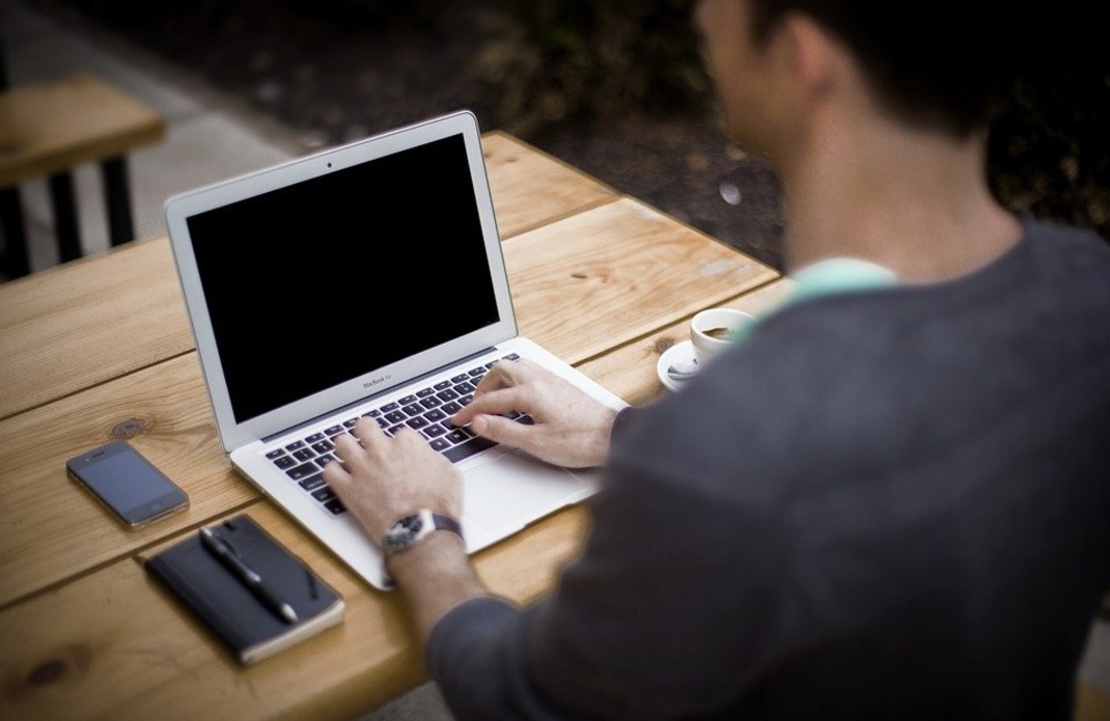 Inail Sicilia, cominciati i corsi di informatica per i lavoratori infortunati