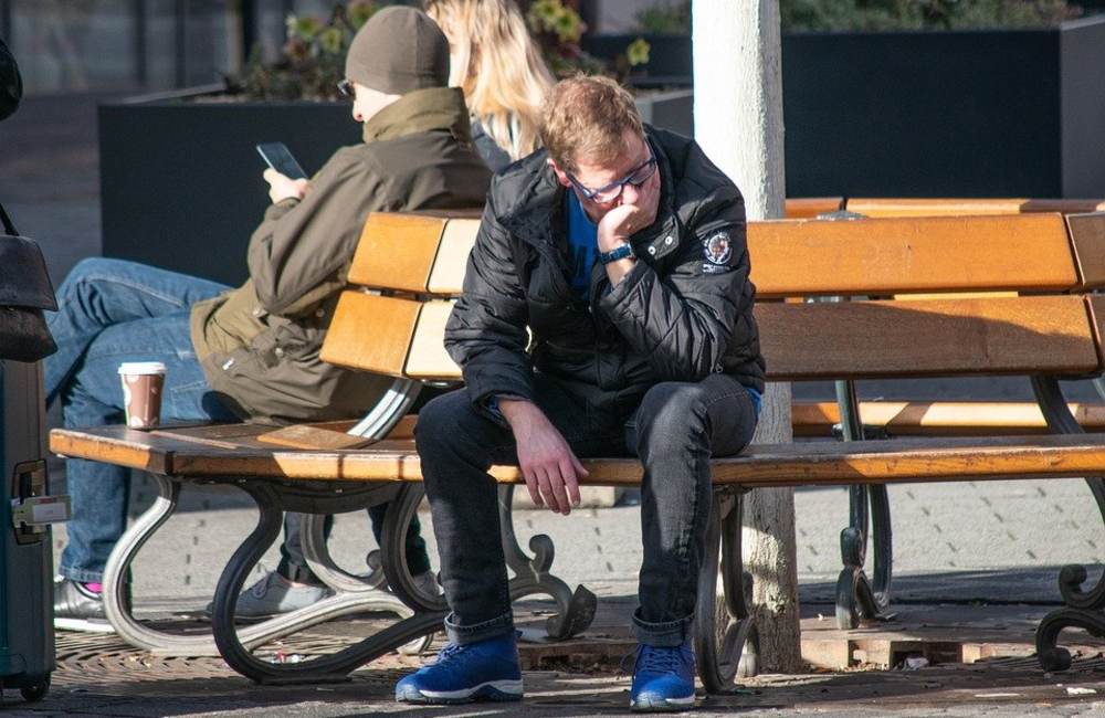 Avviso 22, seimila tirocini mai pagati. “Sfruttamento e zero assunzioni”