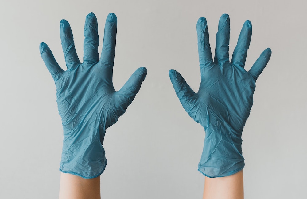 Sicilia, un positivo su sei contagiato sul lavoro