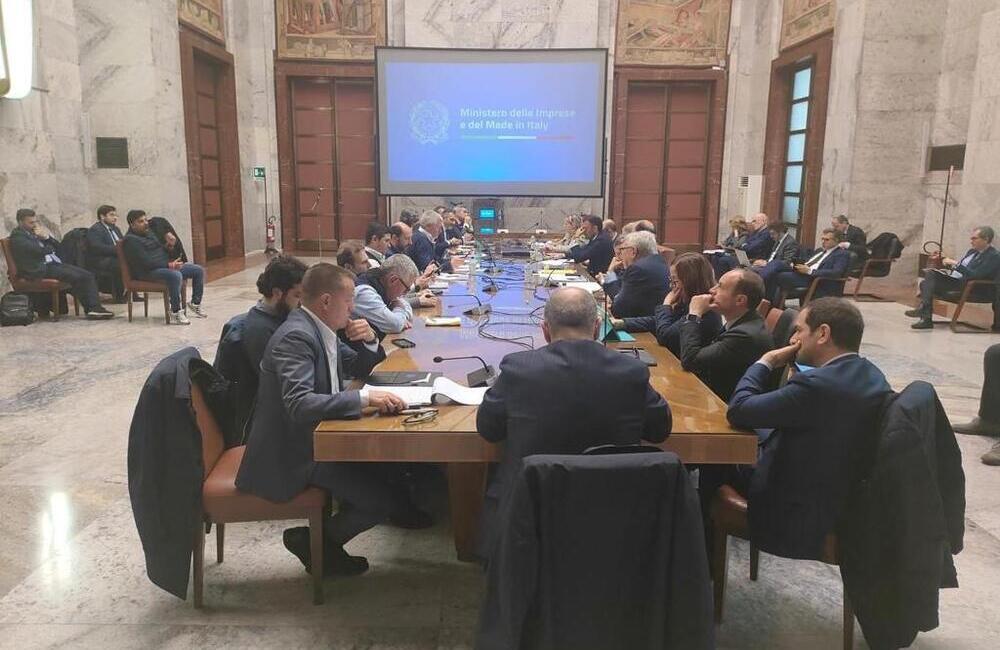 Ex Fiat e Blutec di Termini Imerese: firmato l’accordo. Proroga ai commissari