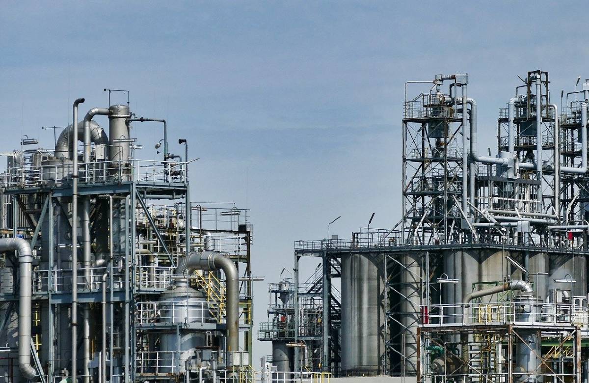 L’industria traina il Pil, ma la guerra spaventa. La Sicilia nel report Bankitalia
