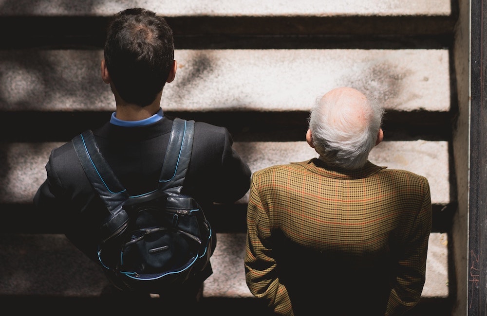 Millennials contro boomers: il conflitto è in atto. Meno soldi e meno opportunità