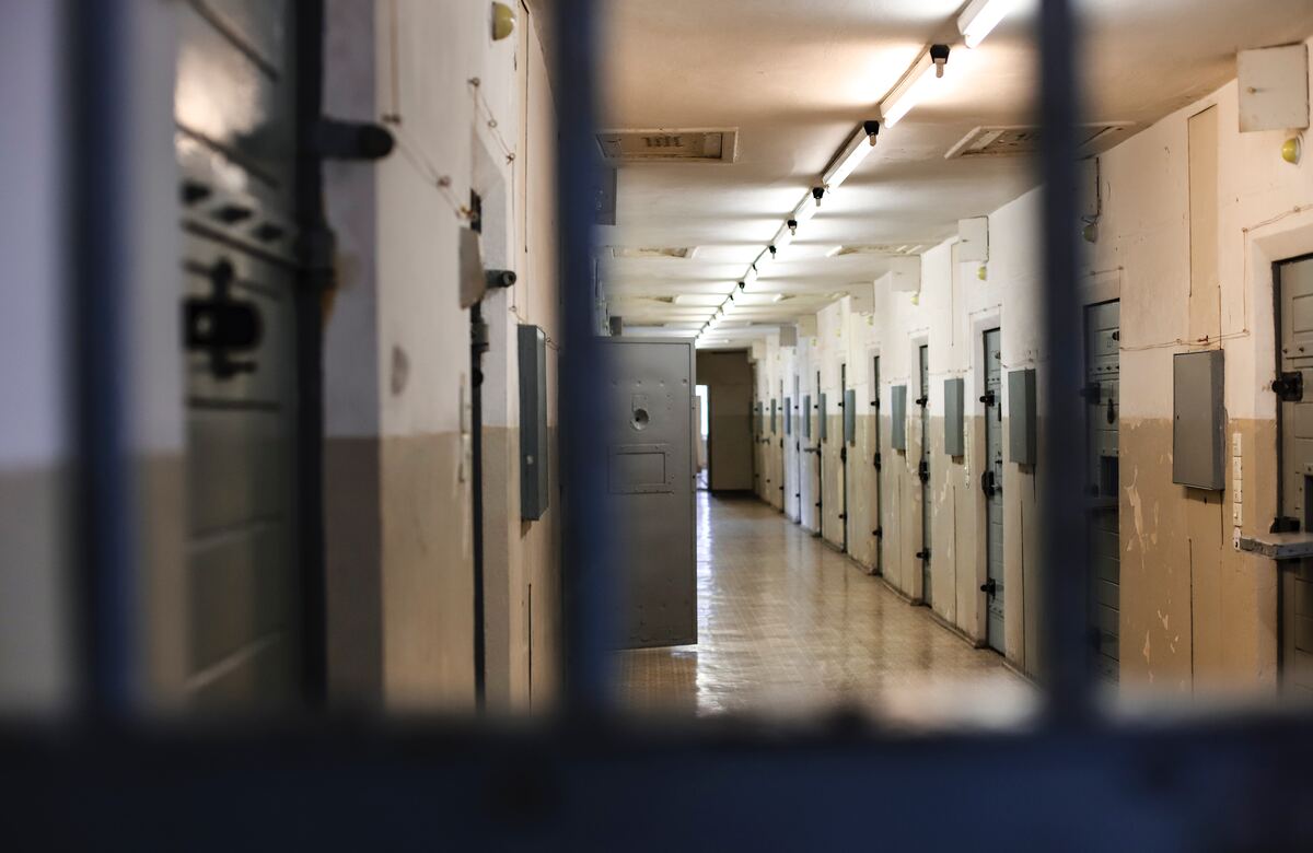 Pochi agenti e aggressioni in carcere, Uil: “Politica indifferente”