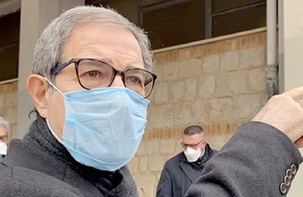 Regole anti contagi, Musumeci replica alle critiche: “Tutto secondo legge”