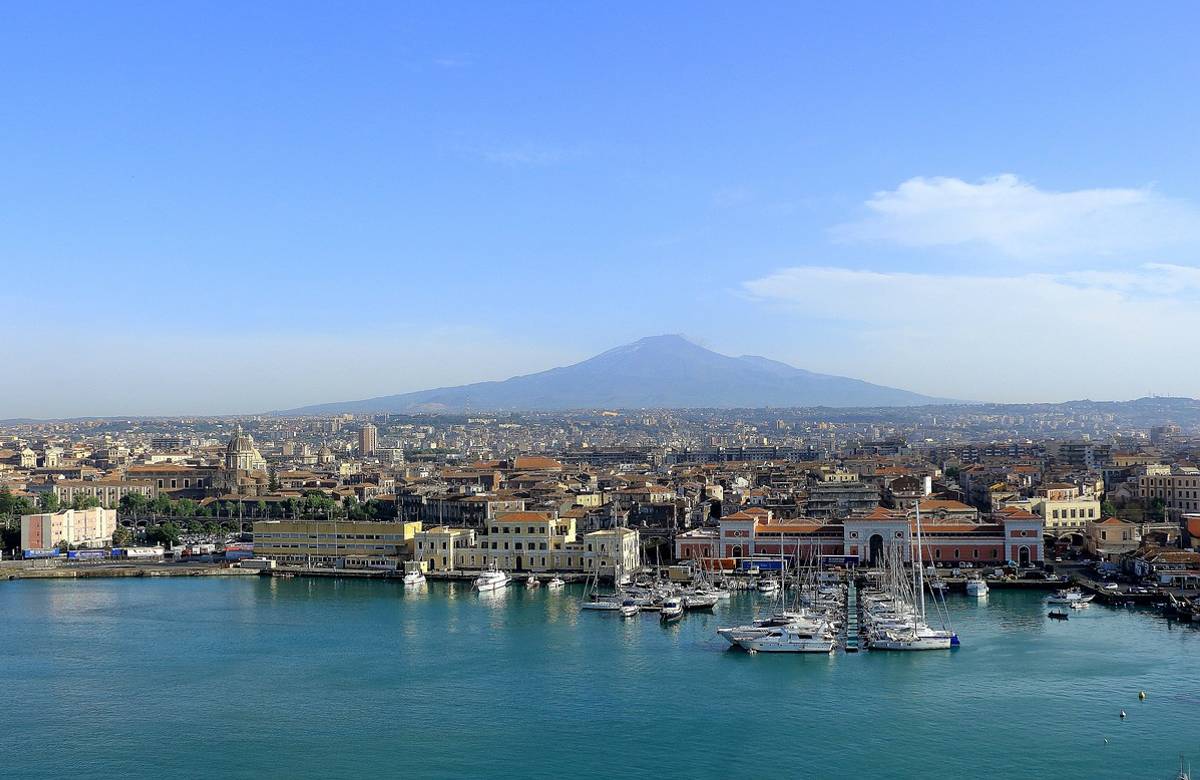 Porto di Catania, firmato il contratto per i lavori su diga foranea e “passeggiata”