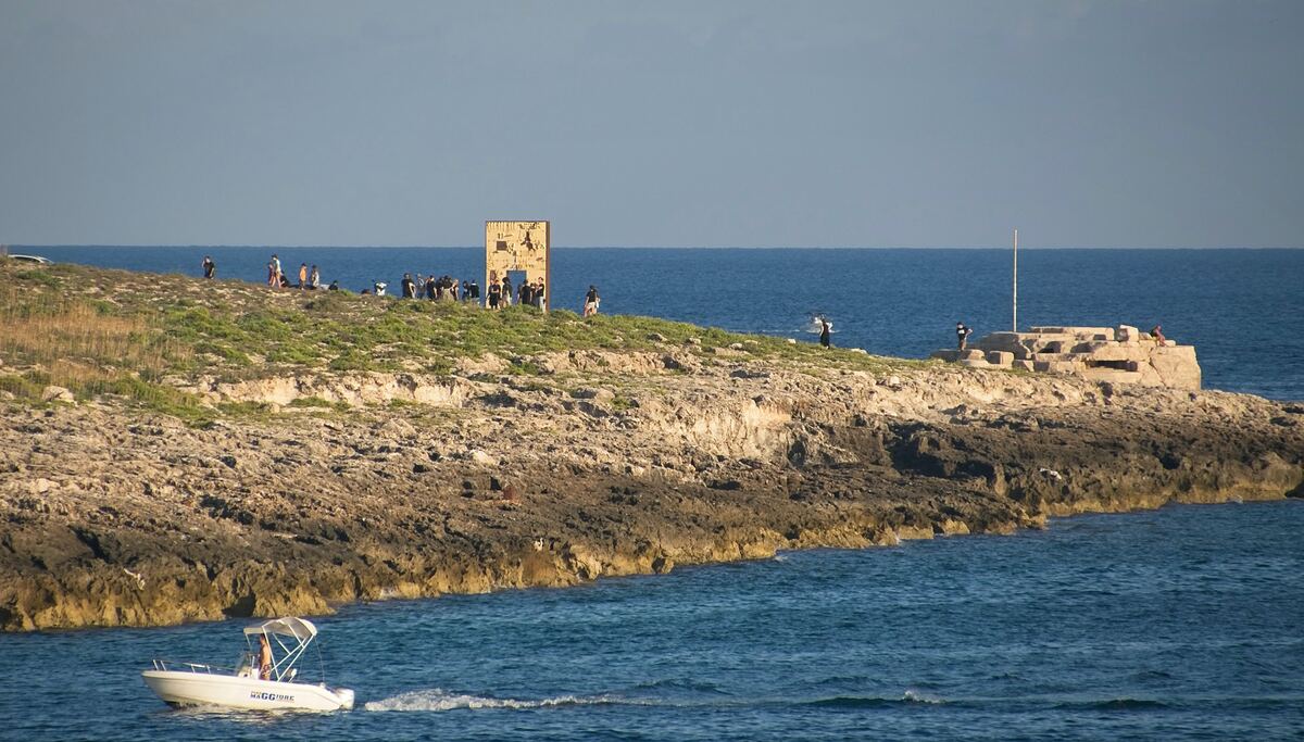 Hotspot di Lampedusa, Cisal: “Croce Rossa garantisca il personale”